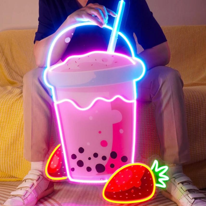 Strawberry Milk Çilek Neon Led